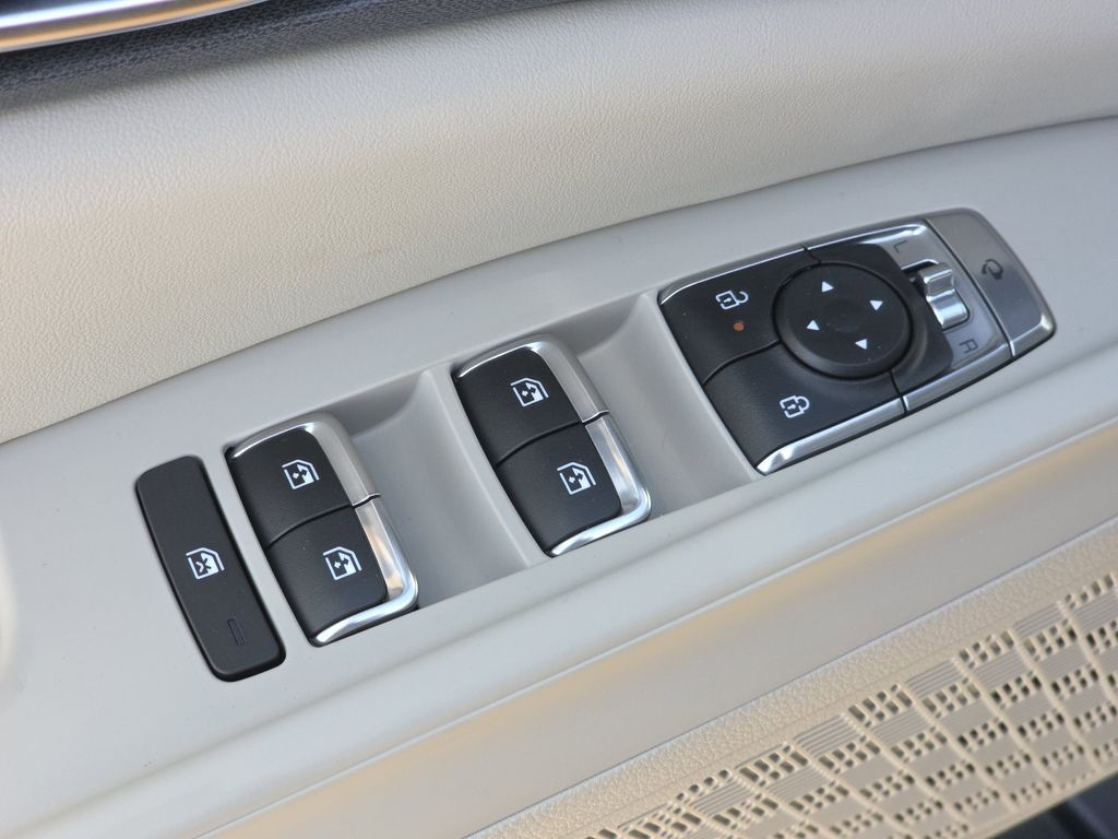 new 2026 Kia Carnival Hybrid car, priced at $43,116