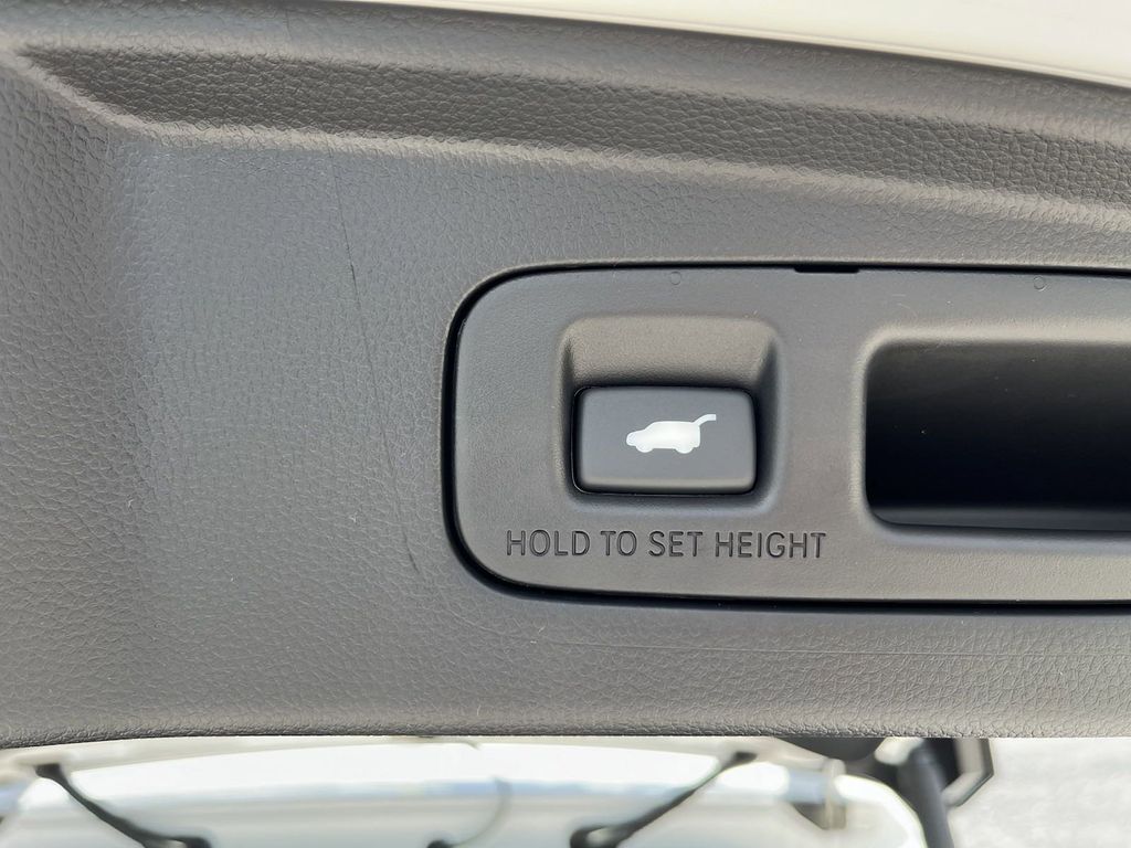 new 2025 Honda CR-V car, priced at $35,376