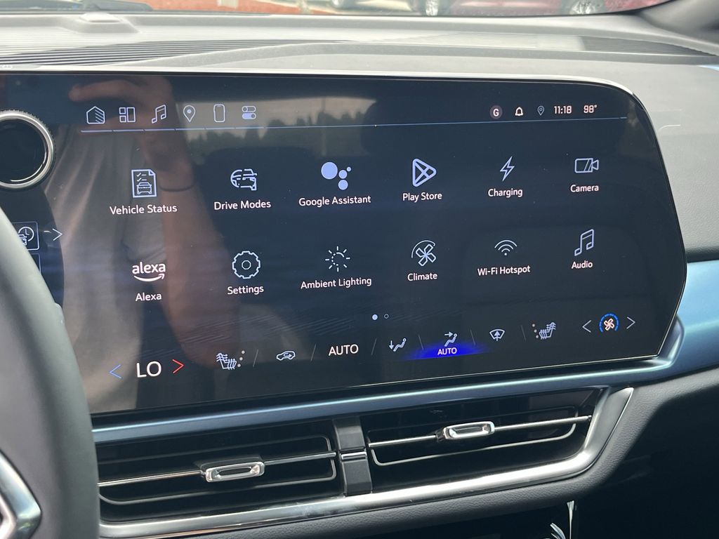 new 2025 Chevrolet Equinox EV car, priced at $38,573