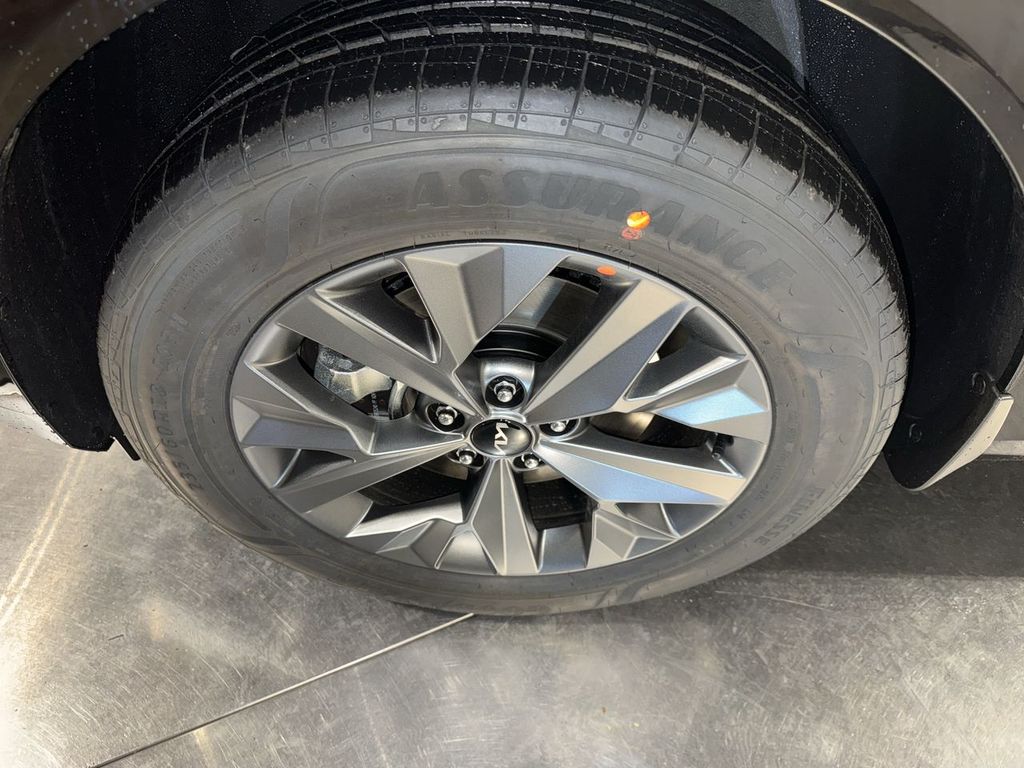 new 2025 Kia Sportage Hybrid car, priced at $39,274