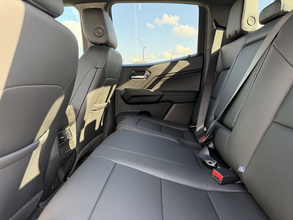 new 2026 Chevrolet Colorado car, priced at $39,050