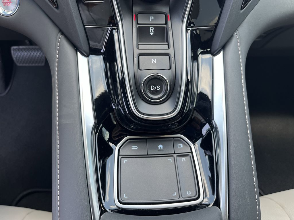 new 2025 Acura RDX car, priced at $46,050