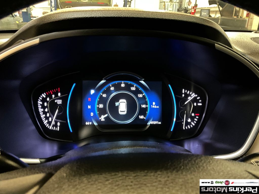 used 2020 Hyundai Santa Fe car, priced at $25,161