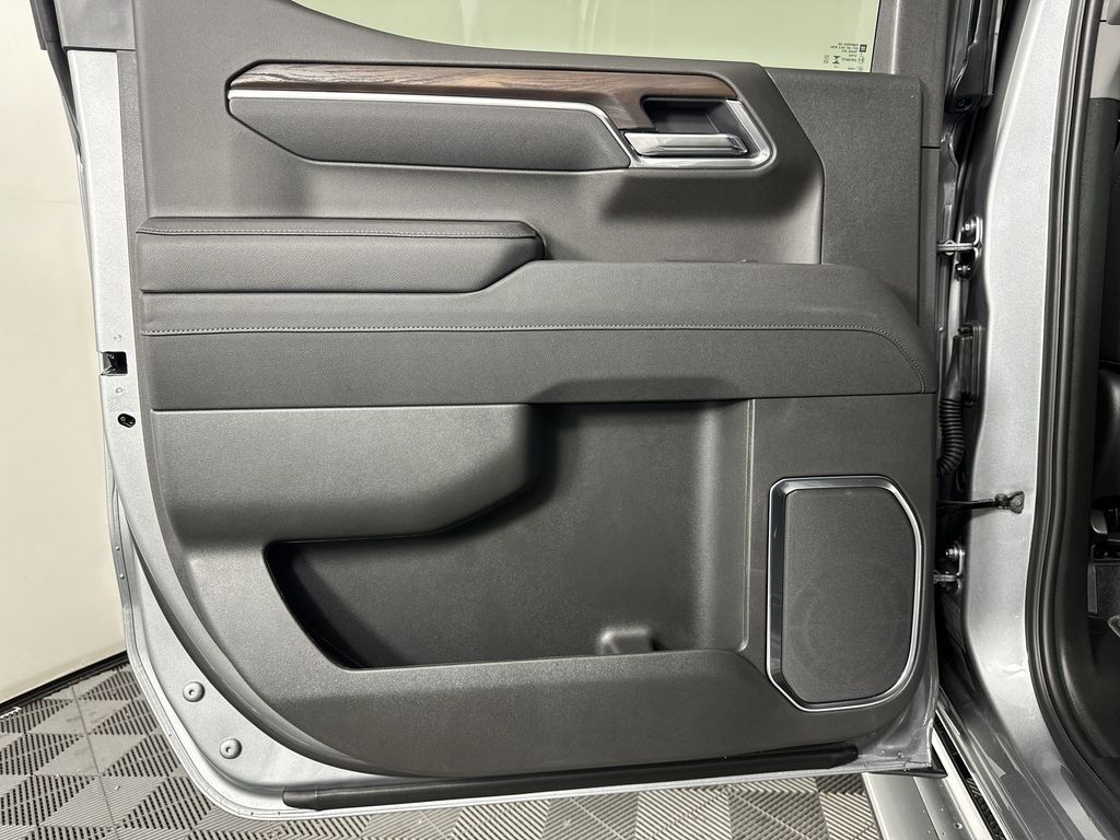 new 2025 GMC Sierra 1500 car, priced at $58,119