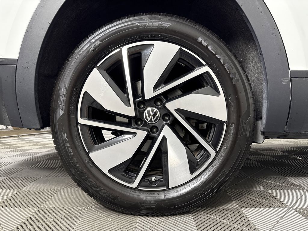 used 2024 Volkswagen Atlas car