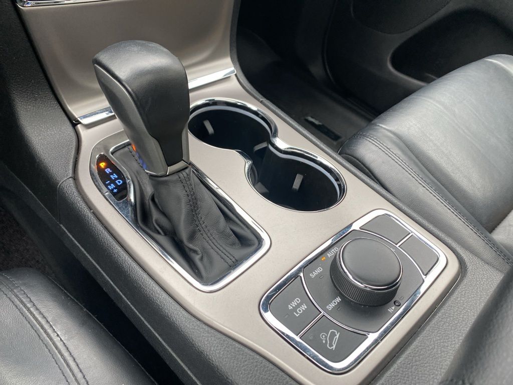 used 2019 Jeep Grand Cherokee car, priced at $18,995