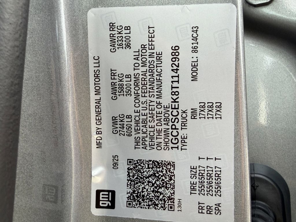 new 2026 Chevrolet Colorado car, priced at $34,900