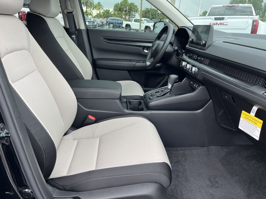 new 2025 Honda CR-V car, priced at $32,395
