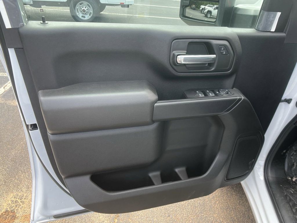 new 2024 GMC Sierra 2500HD car, priced at $46,133