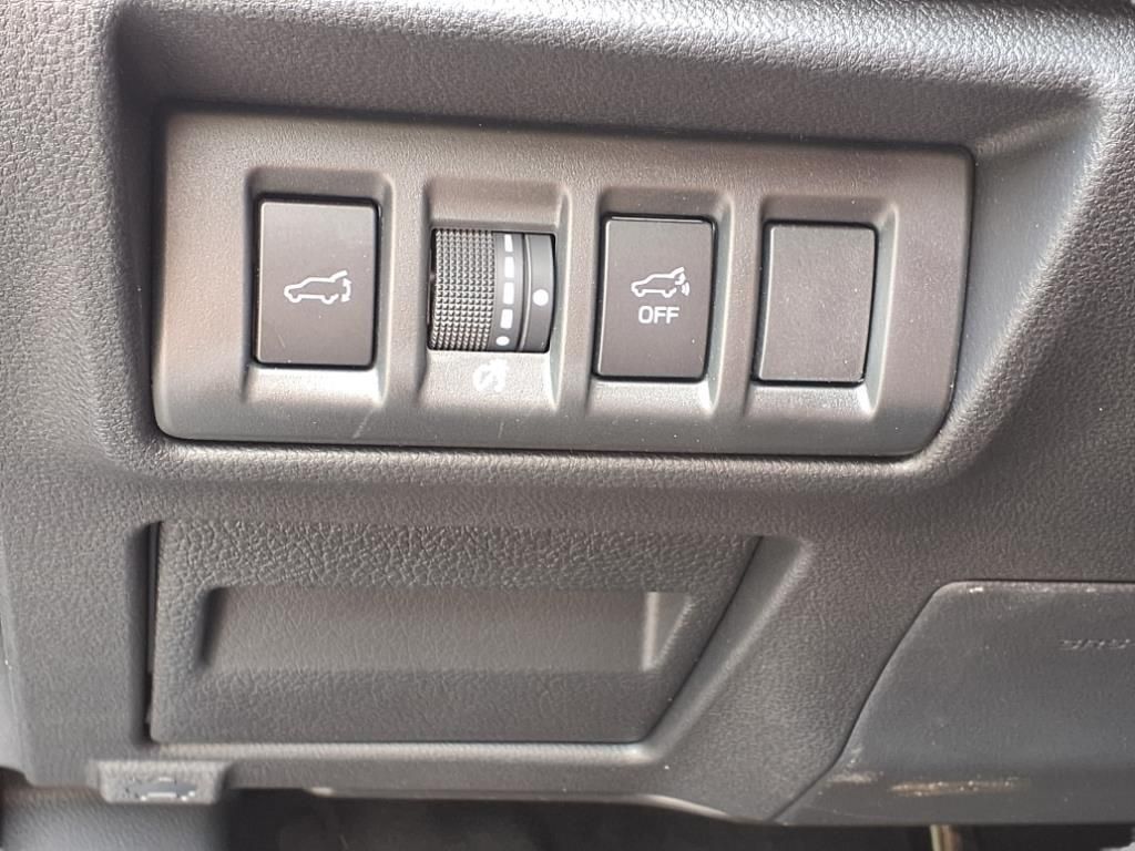 used 2025 Subaru Outback car, priced at $40,952