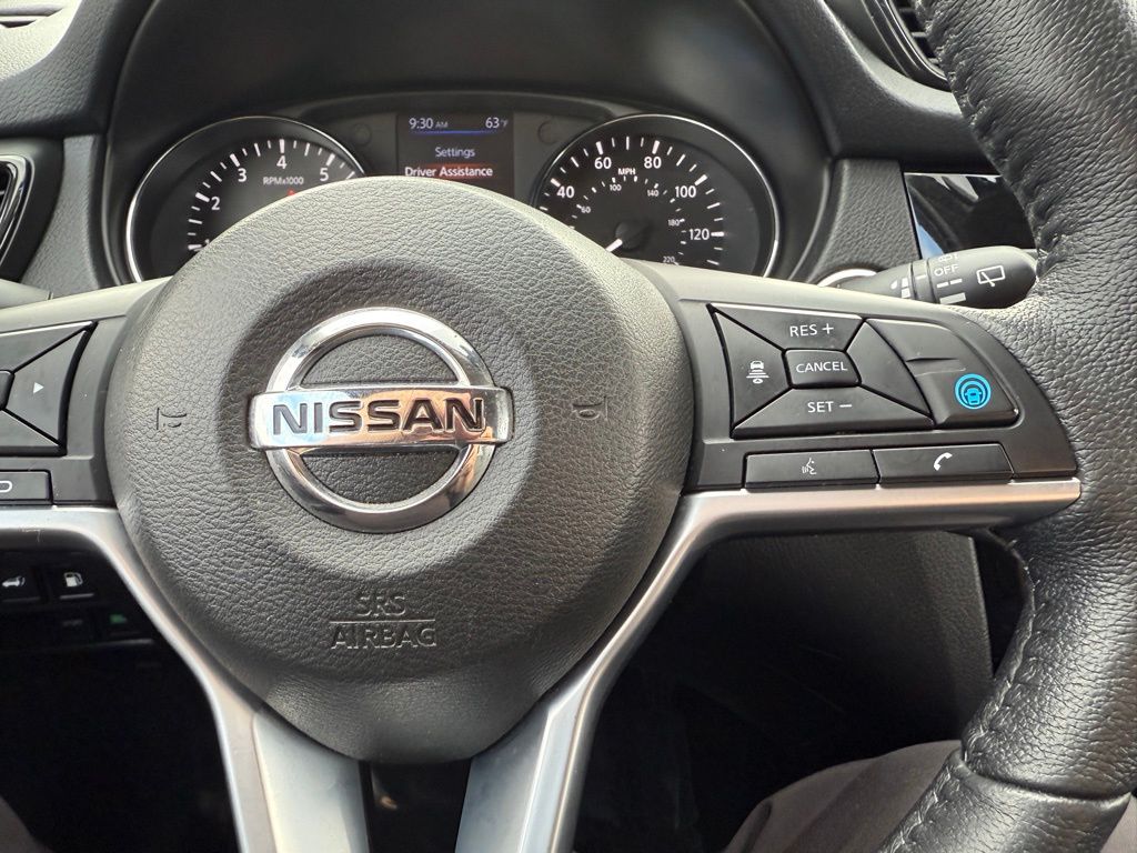 used 2019 Nissan Rogue car, priced at $16,777