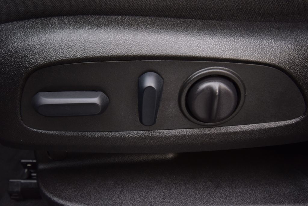 used 2022 Chevrolet Equinox car, priced at $17,700