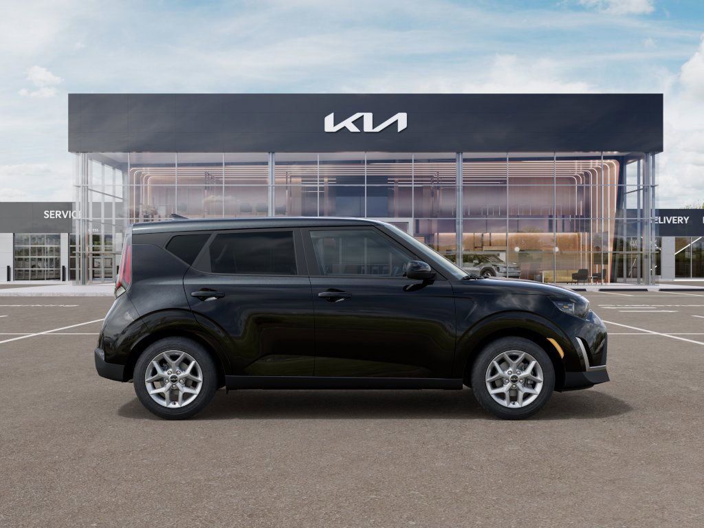 new 2025 Kia Soul car, priced at $20,960