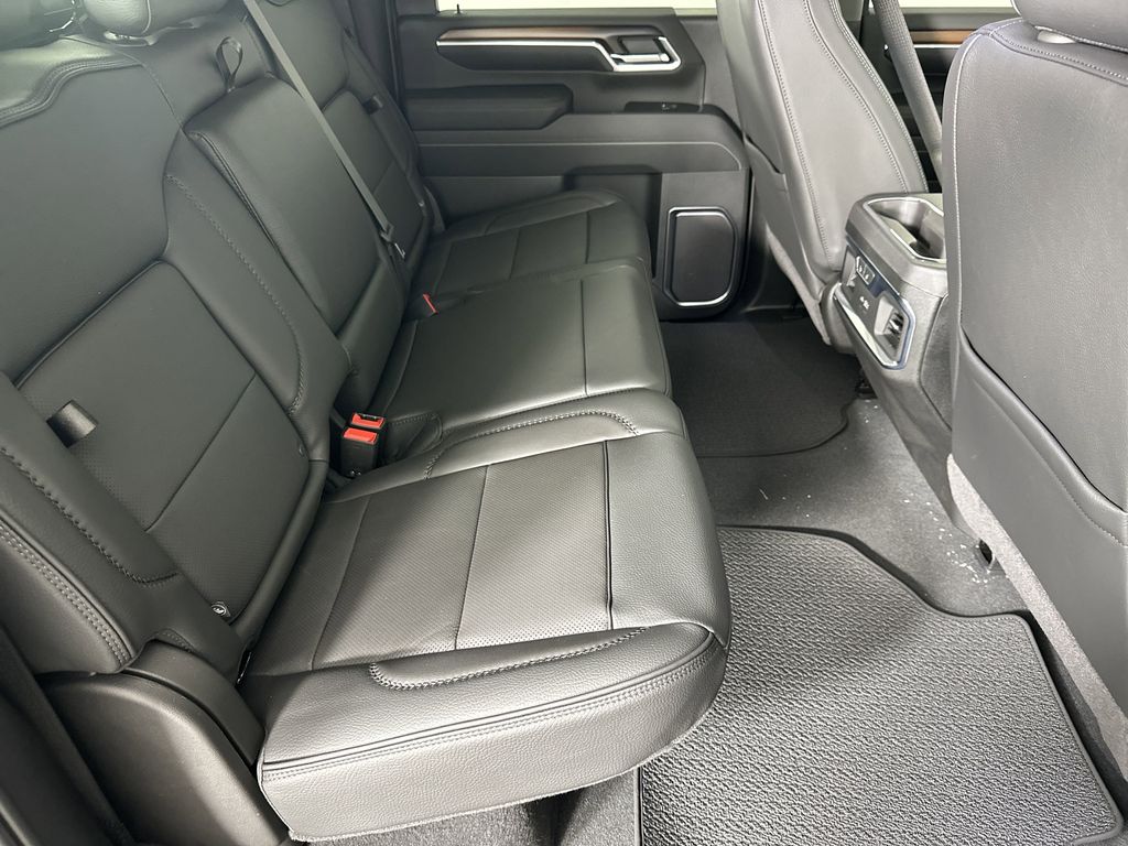 new 2025 GMC Sierra 2500HD car, priced at $87,039