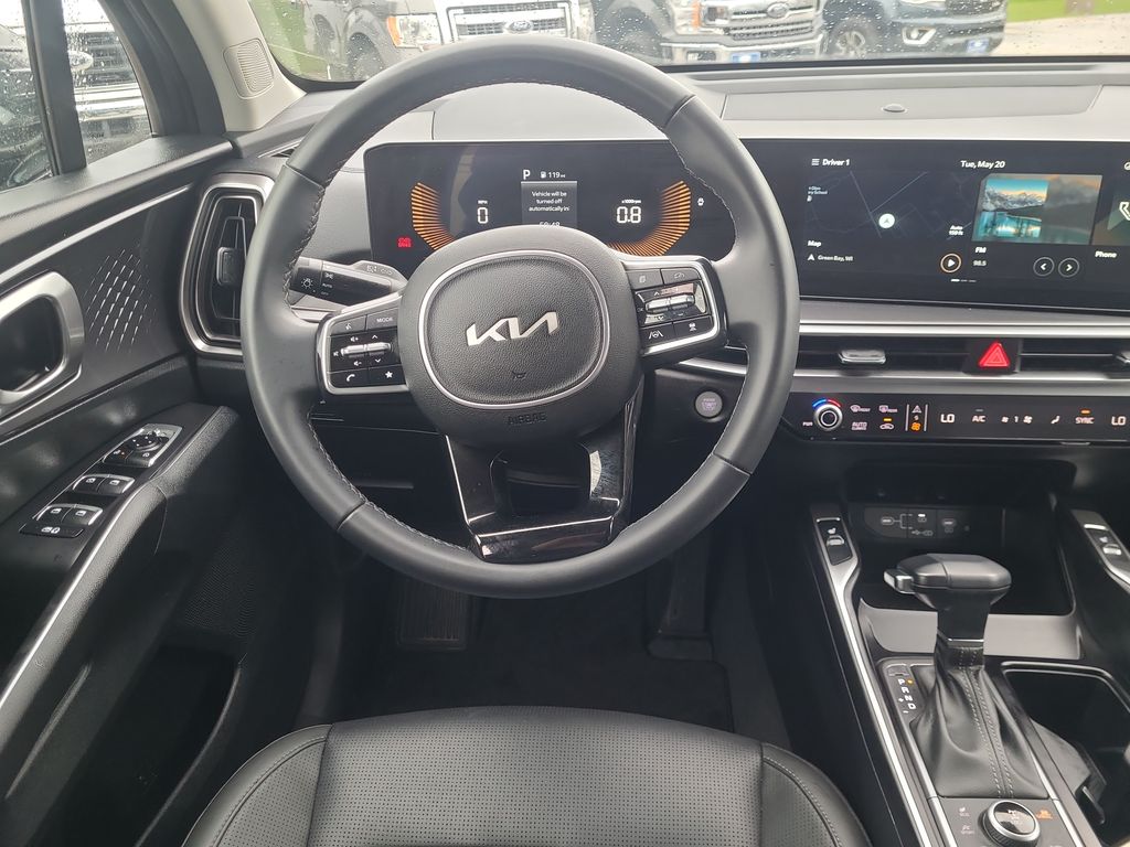 used 2024 Kia Sorento car, priced at $32,462
