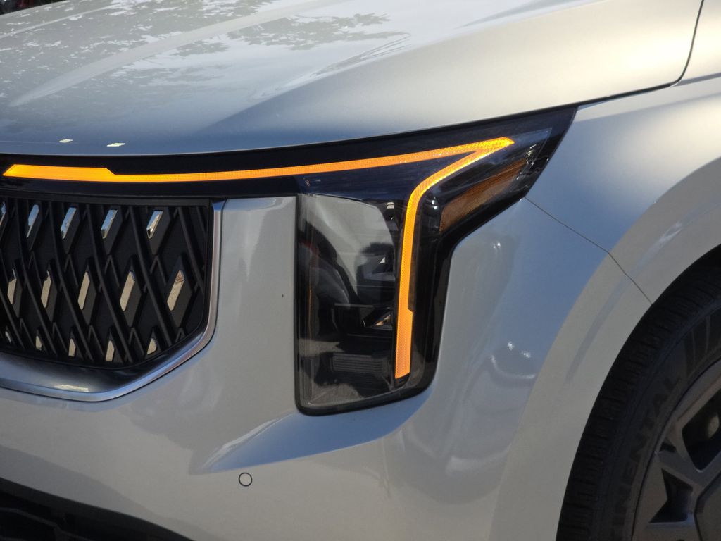 new 2026 Kia Carnival Hybrid car, priced at $43,116