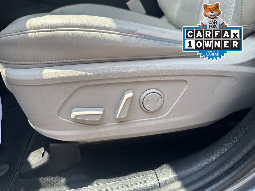 used 2022 Kia Sorento car, priced at $28,994