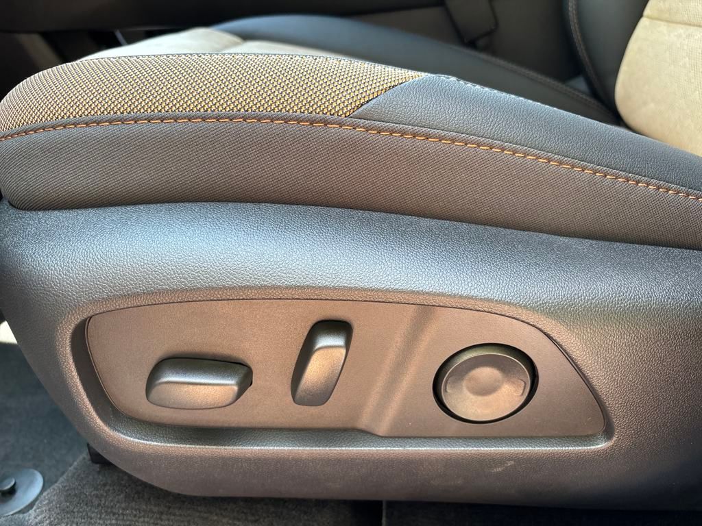 new 2026 Chevrolet Equinox car, priced at $38,290