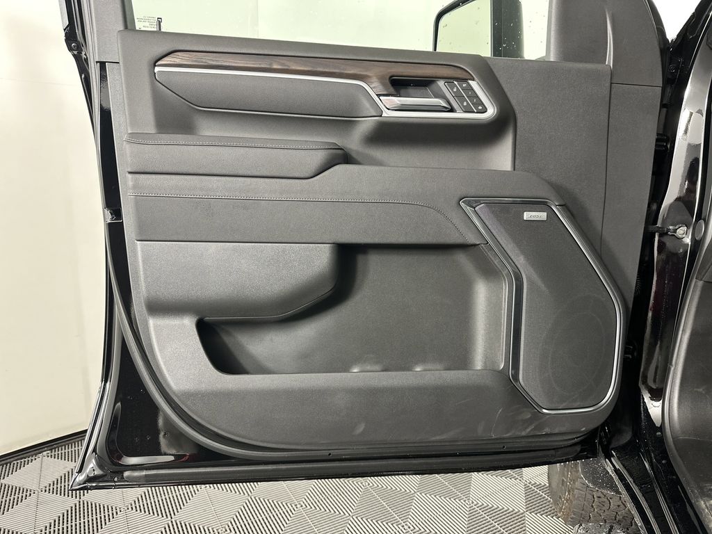 new 2025 GMC Sierra 2500HD car, priced at $79,765