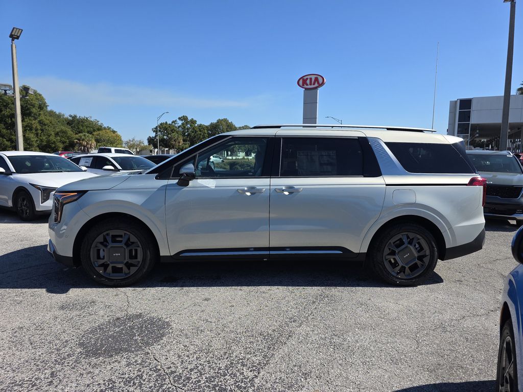 new 2026 Kia Carnival Hybrid car, priced at $47,799