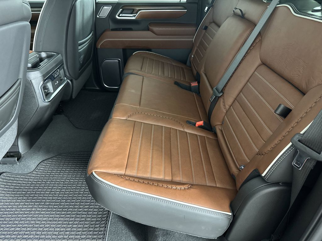 new 2025 GMC Sierra 2500HD car, priced at $94,014