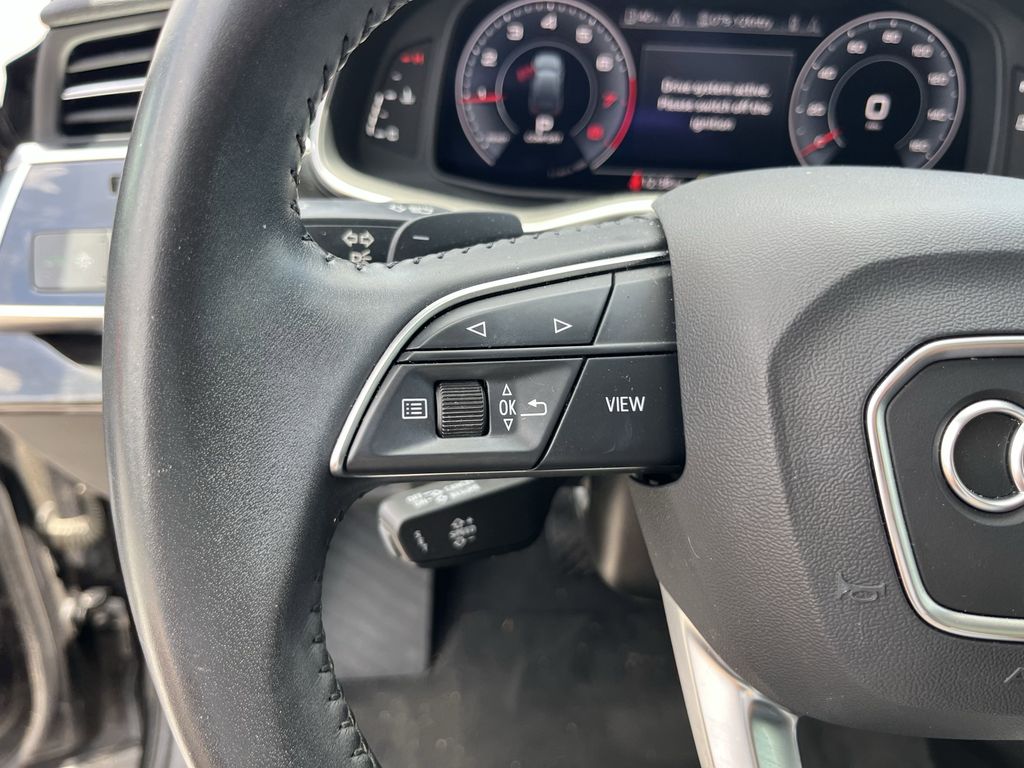 used 2020 Audi Q7 car, priced at $26,492