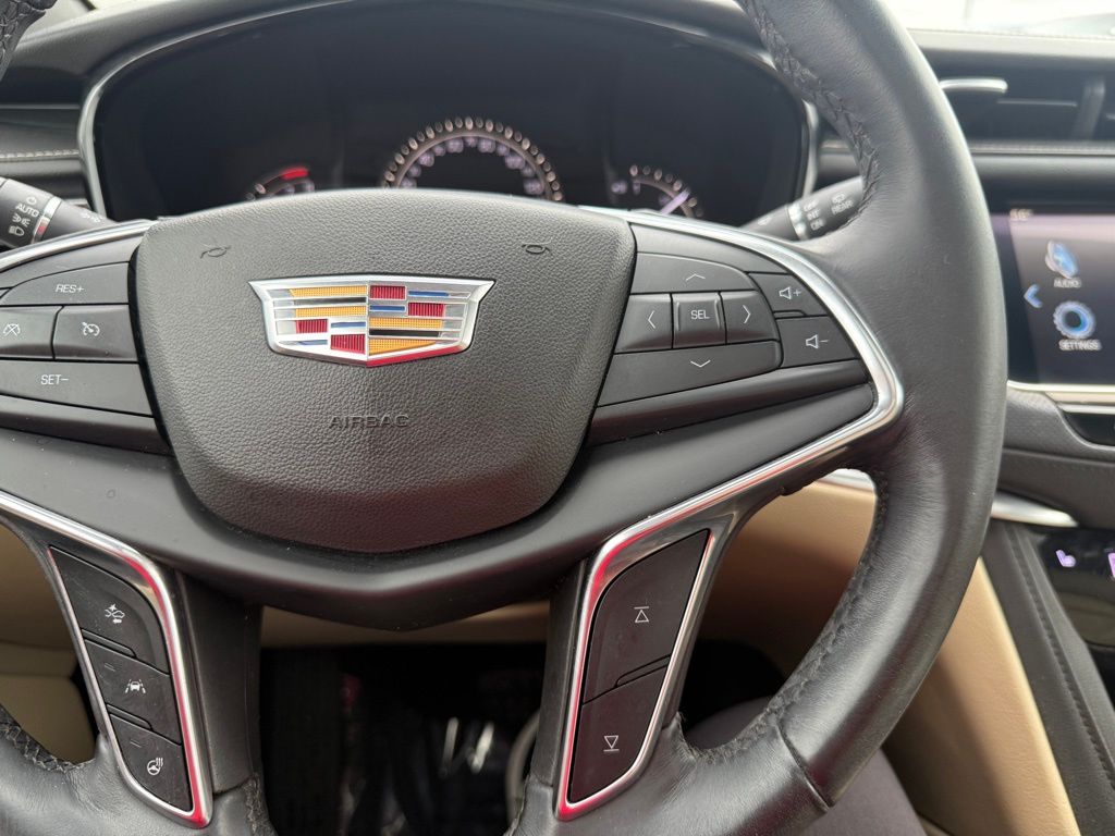 used 2018 Cadillac XT5 car, priced at $15,777