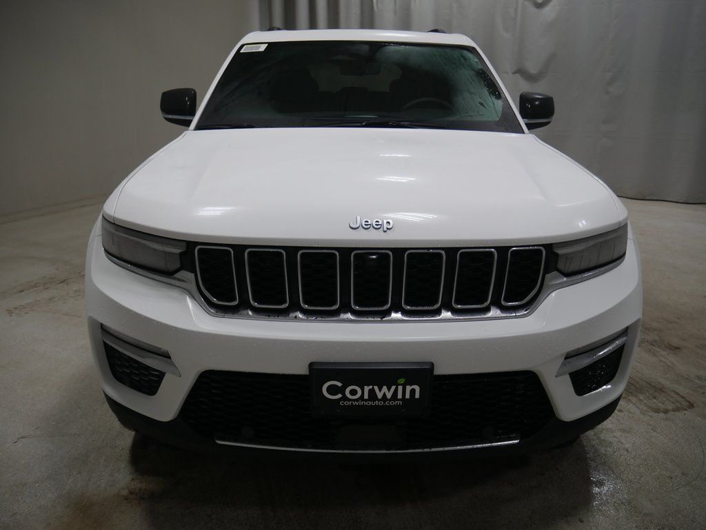 new 2024 Jeep Grand Cherokee car, priced at $60,002