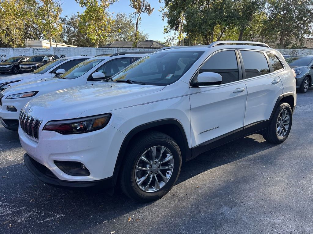 used 2019 Jeep Cherokee car, priced at $16,623