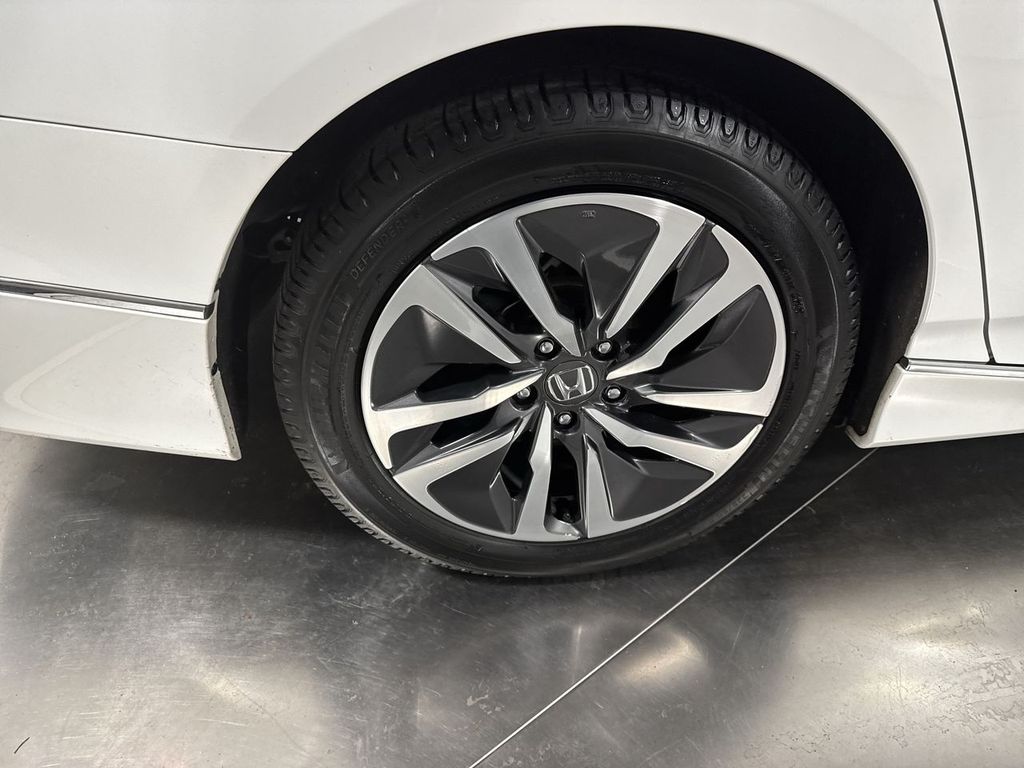 used 2022 Honda Accord Hybrid car, priced at $23,418