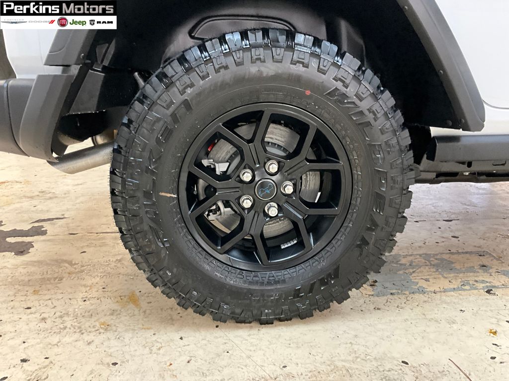 new 2025 Jeep Wrangler car, priced at $55,247