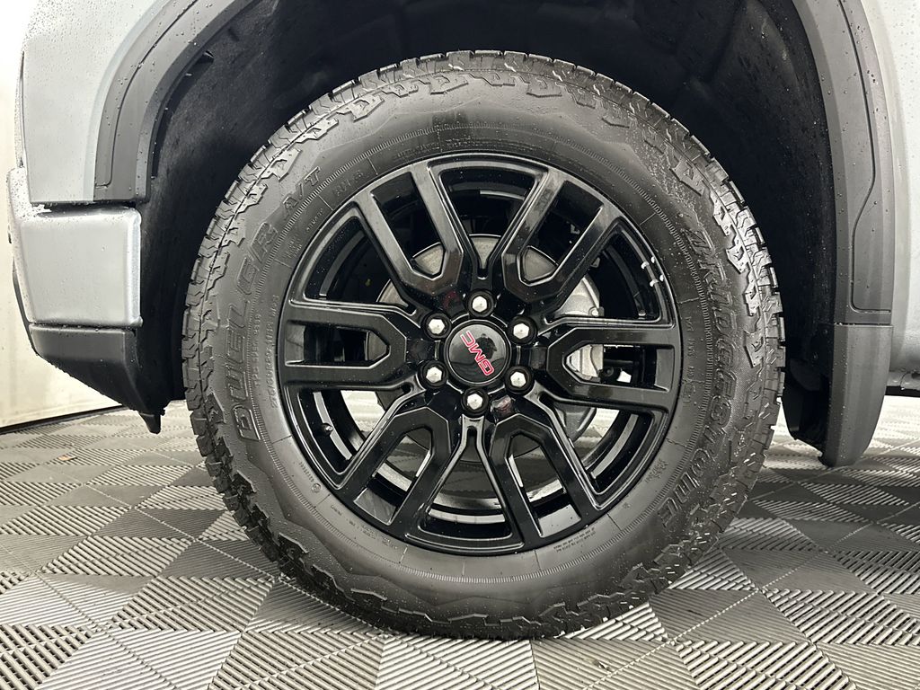 new 2025 GMC Sierra 1500 car, priced at $60,224