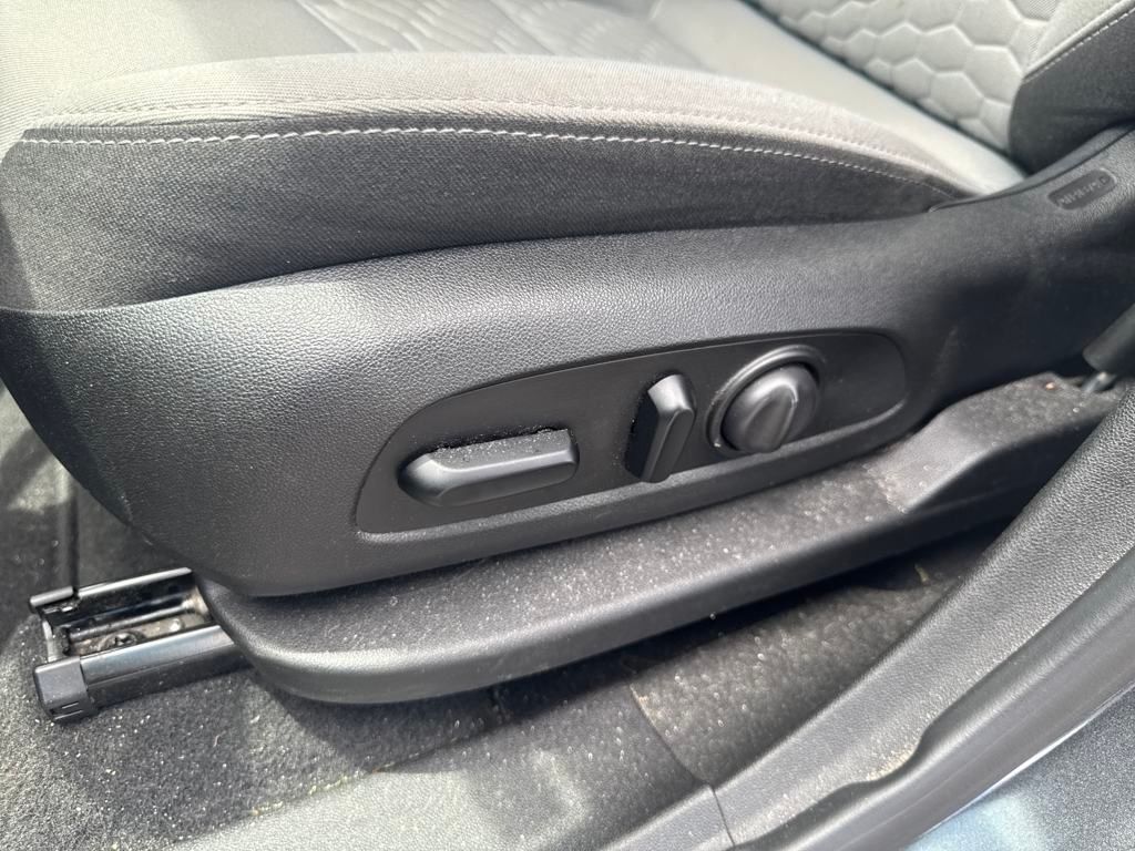 used 2019 Chevrolet Equinox car, priced at $16,000