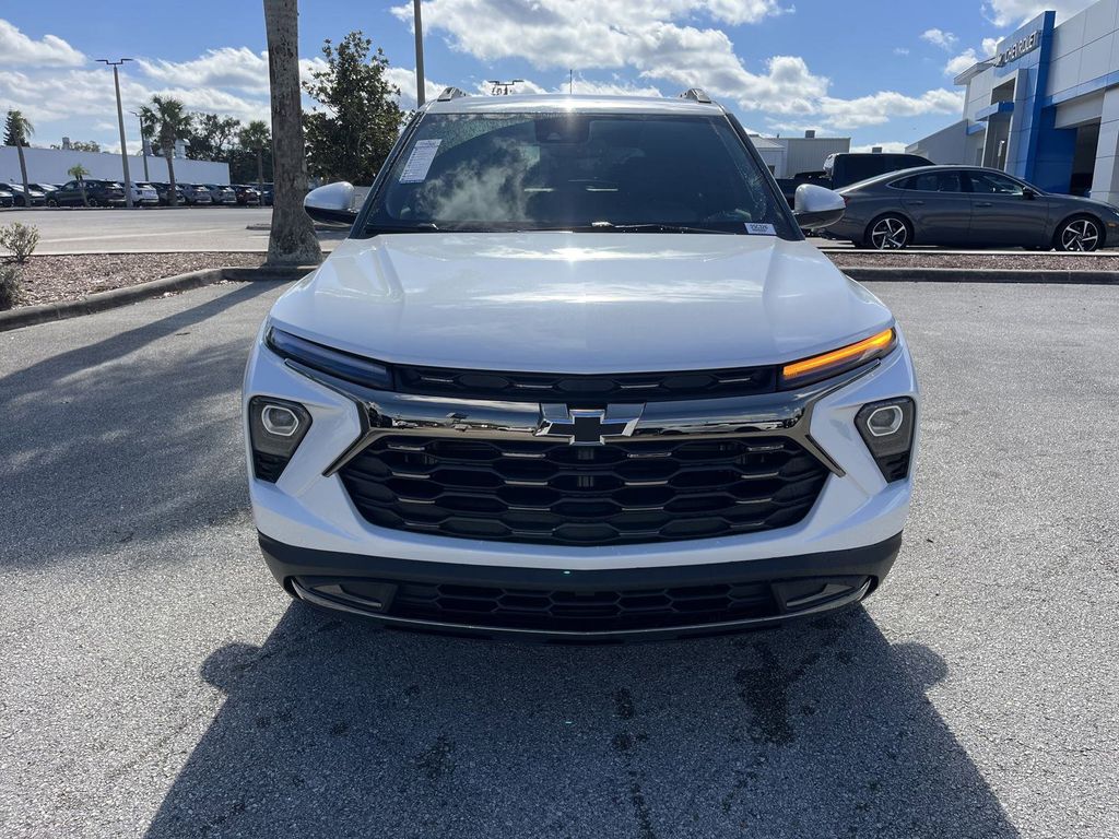 new 2025 Chevrolet TrailBlazer car, priced at $30,424