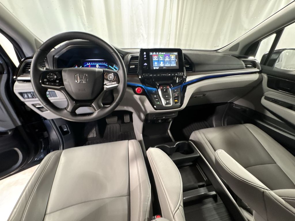 used 2024 Honda Odyssey car, priced at $39,903