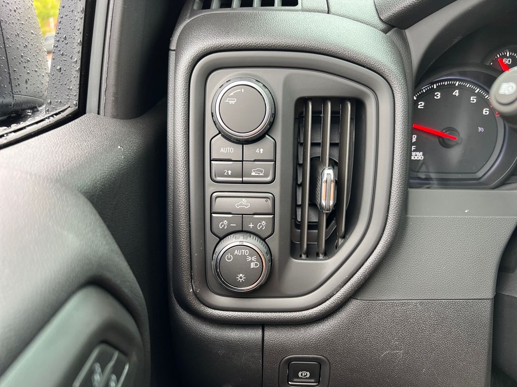 new 2026 Chevrolet Silverado 1500 car, priced at $39,899