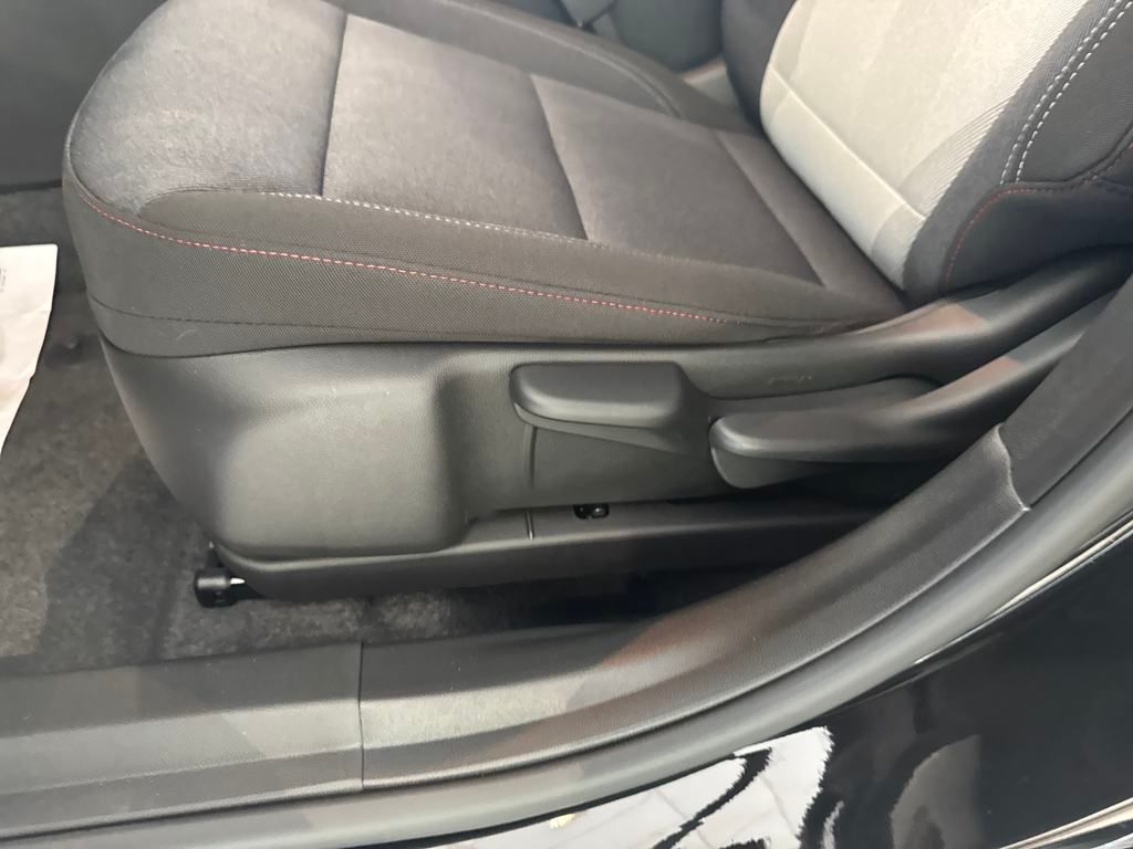 new 2025 Chevrolet Trax car, priced at $24,290