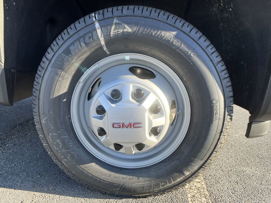 new 2025 GMC Sierra 3500HD car, priced at $55,968