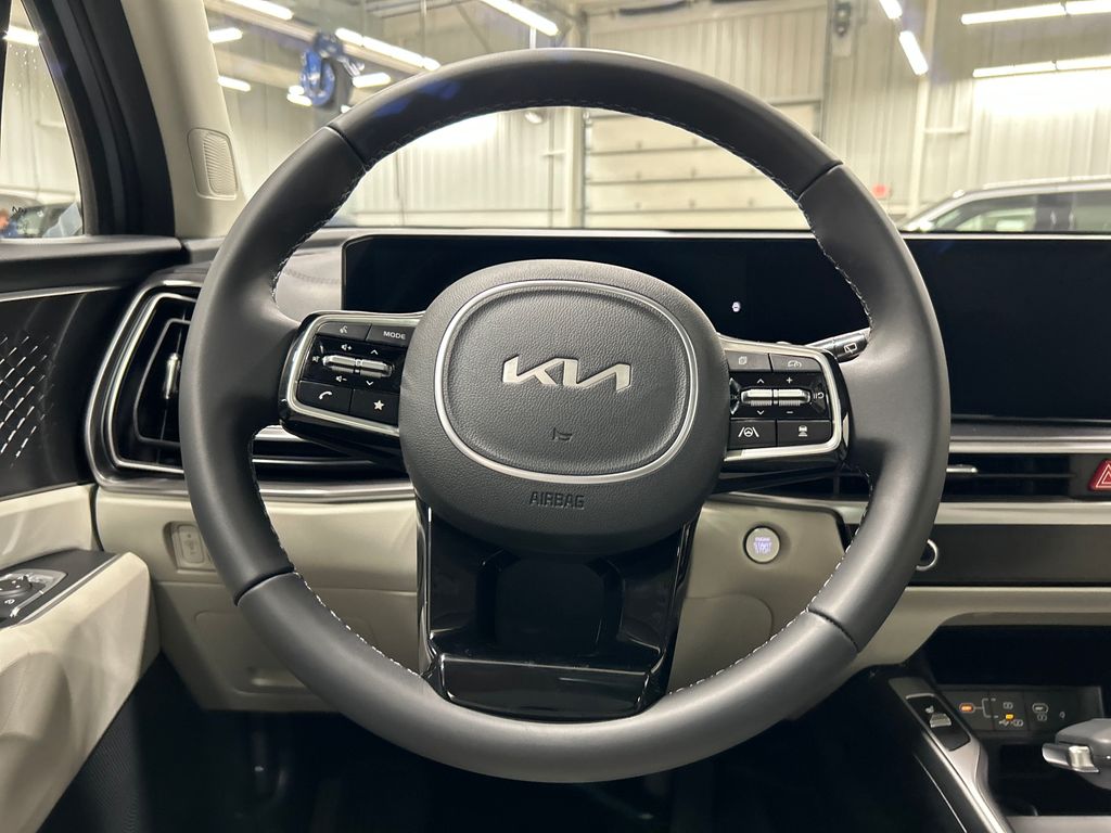 new 2025 Kia Sorento car, priced at $41,450