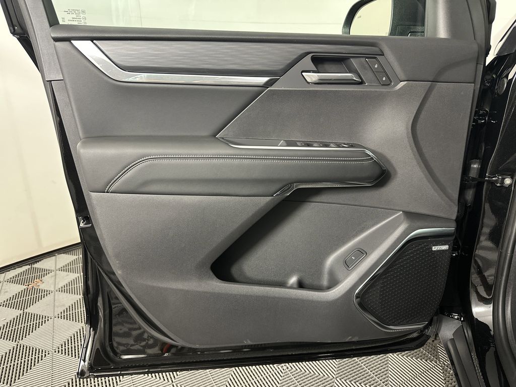 new 2025 GMC Acadia car, priced at $45,425