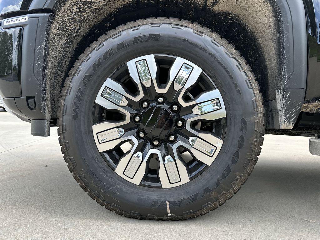 new 2025 GMC Sierra 2500HD car, priced at $85,039