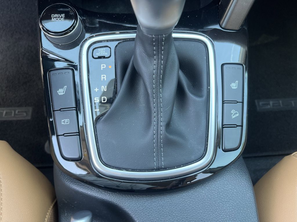 used 2024 Kia Seltos car, priced at $23,691