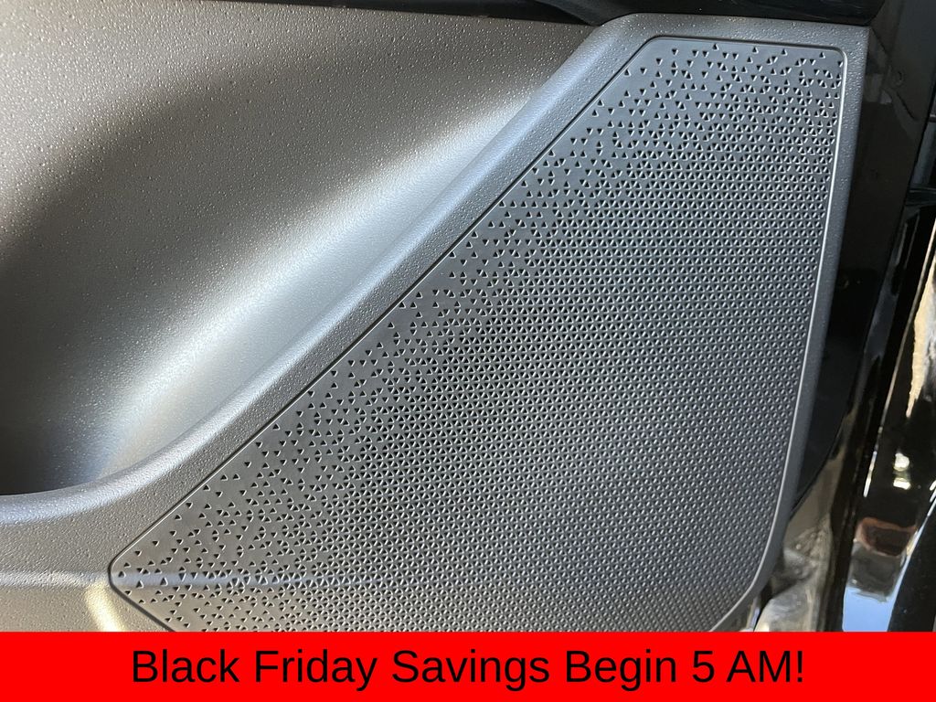 new 2025 Kia Niro car, priced at $28,261