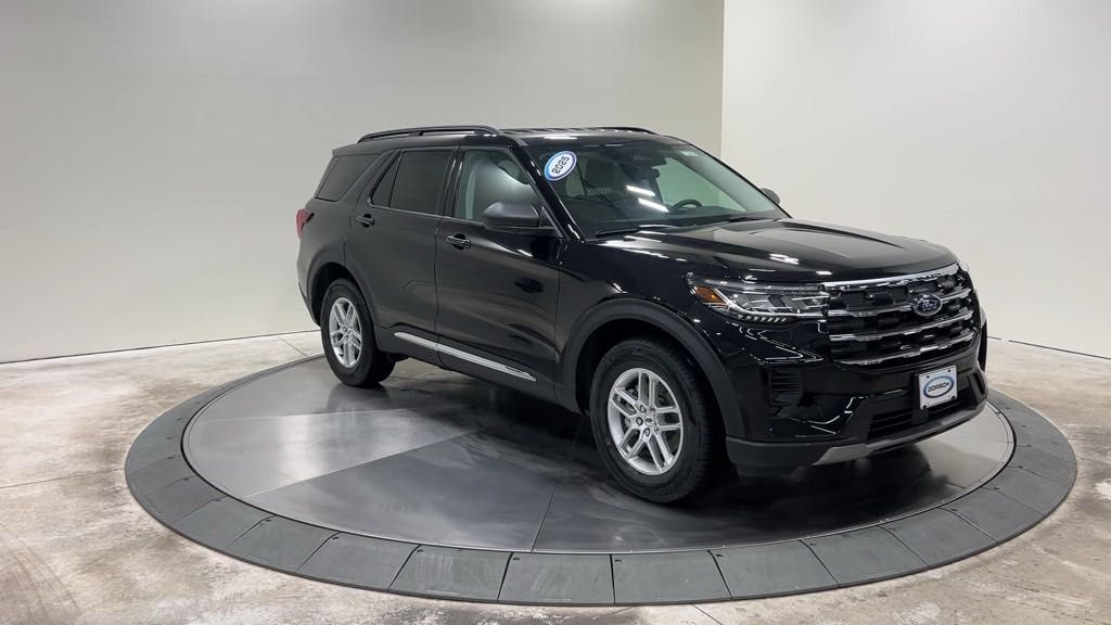 new 2025 Ford Explorer car, priced at $40,850