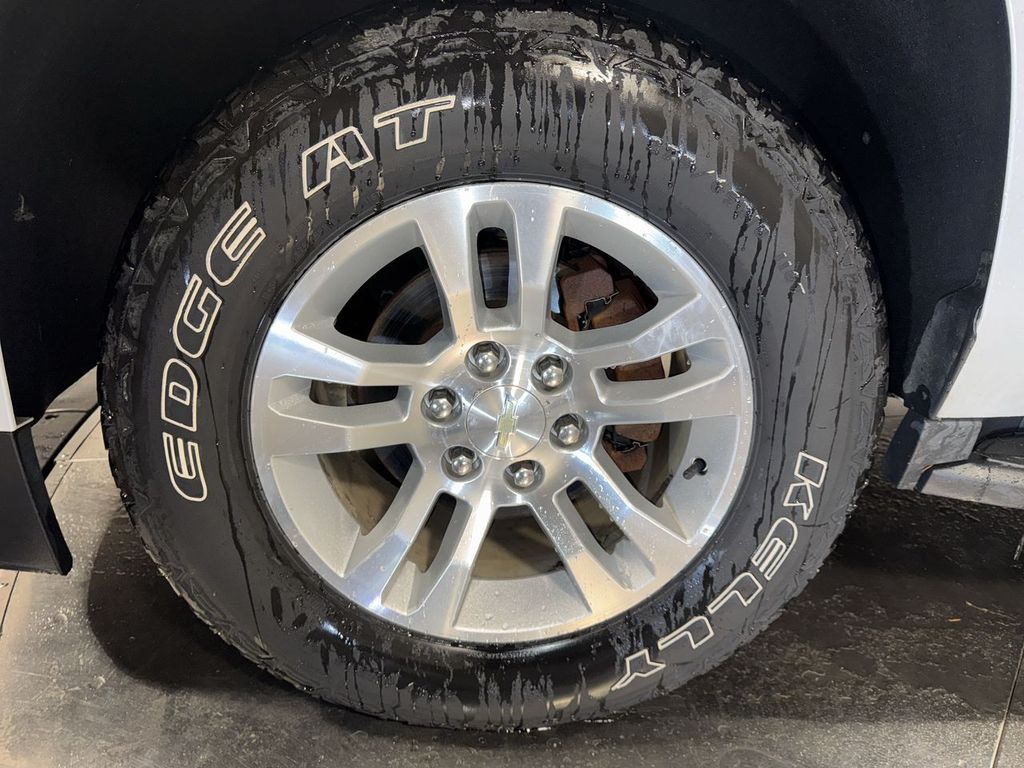 used 2017 Chevrolet Suburban car, priced at $24,983