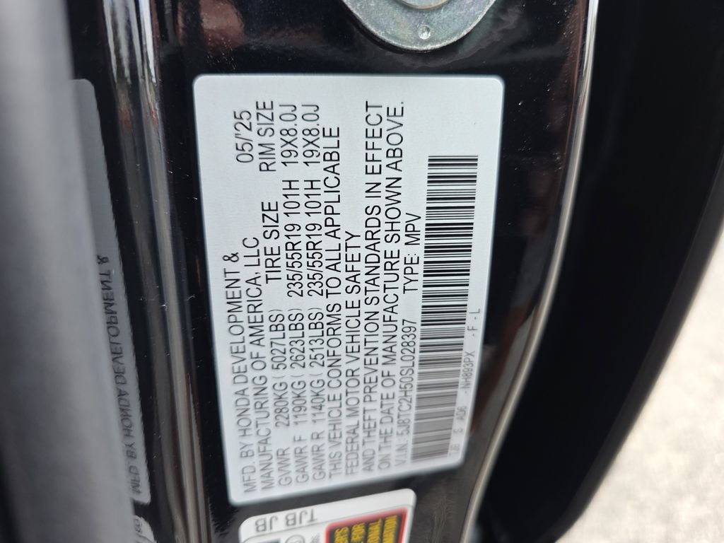 new 2025 Acura RDX car, priced at $49,250