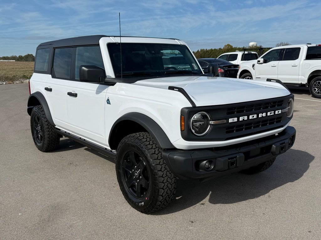 new 2024 Ford Bronco car, priced at $48,626