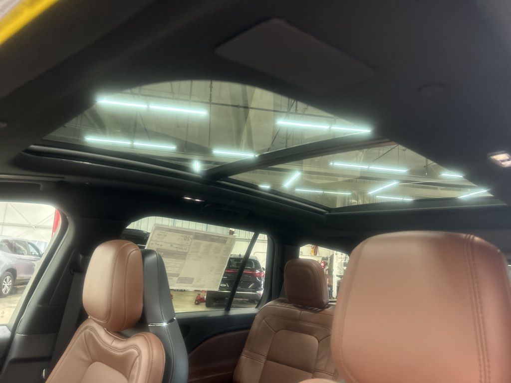 new 2025 Lincoln Aviator car, priced at $82,475