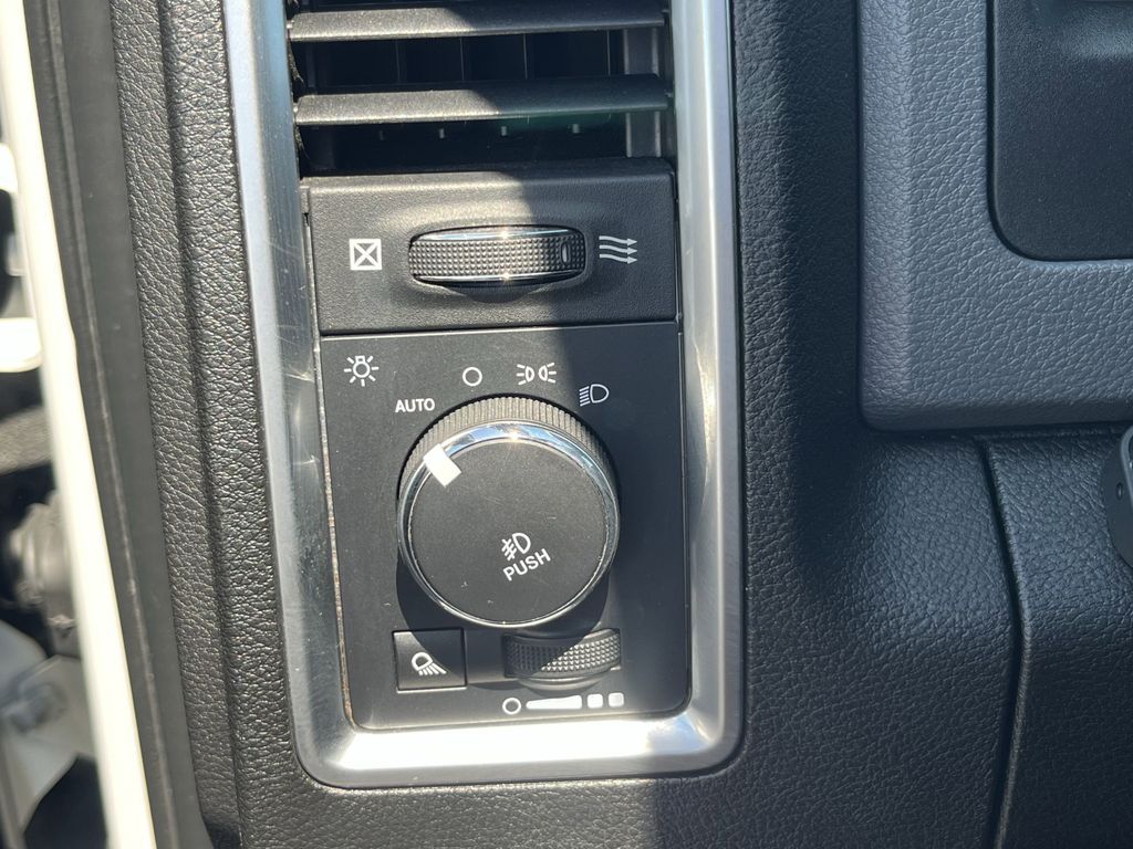 used 2019 Ram 1500 Classic car, priced at $22,991