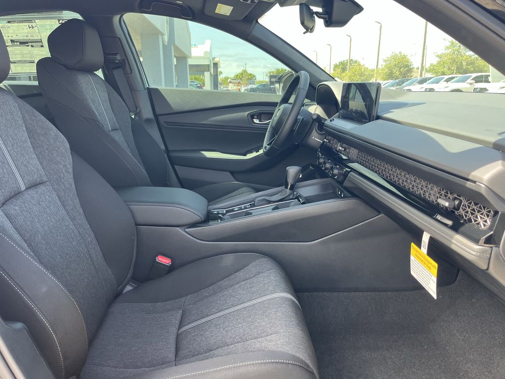new 2025 Honda Accord Hybrid car, priced at $33,456